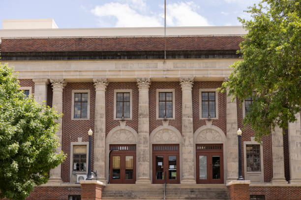 istock Marksville, Louisiana Historic Courthouse 2179640684