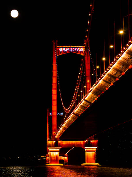 istock Wuhan Yingwuzhou Yangtze River Bridge 2179839572