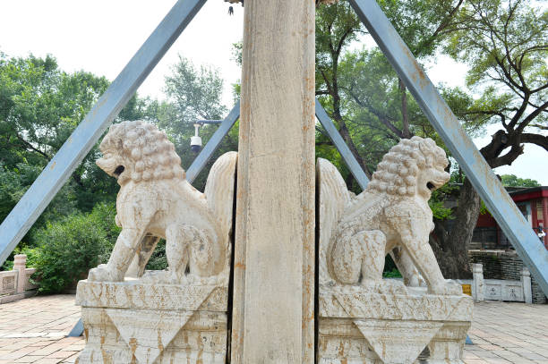 Stone Lion Carving Craft in China, Ancient Architecture