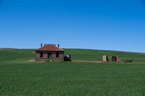 istock Building ruins in rural South Australia 2180135387