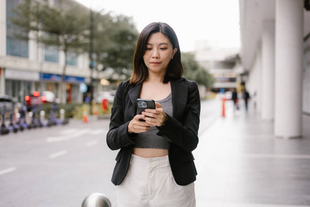 istock Navigating Careers: Online Job Search in Action 2180174168