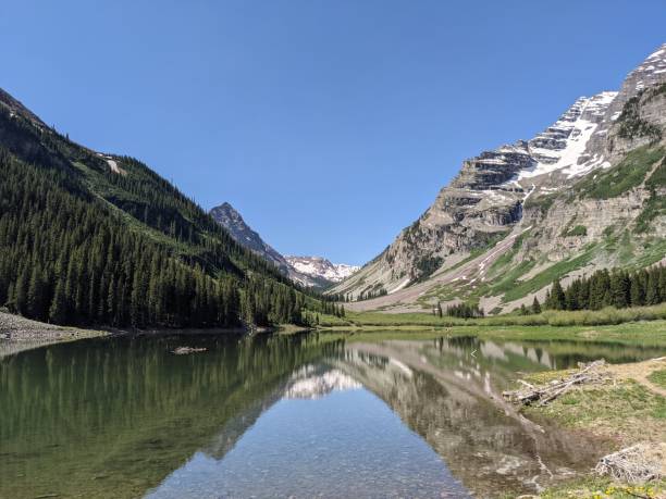 istock Colorado Mountain Tops 2180524912