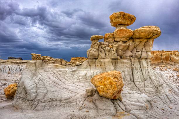 istock Valley of Dreams 2180570008