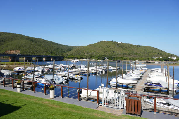 Plettenberg Bay, nicknamed Plett, is very popular for tourism and second homes. As well for a lot of outdoor activities like kayaking, whale watching and hiking.