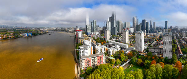istock Canary Wharf - East London 2180777298
