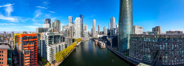 istock Canary Wharf - East London 2180781272
