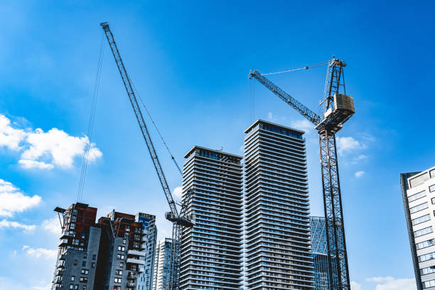 istock Scaffolding On A New Project In London 2181151230