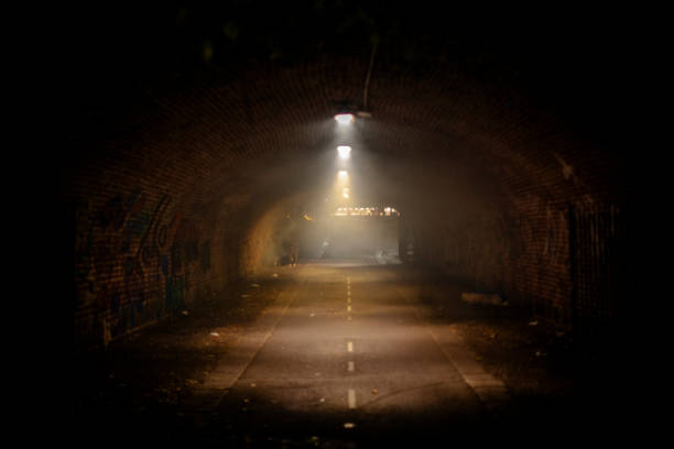 istock 2023 12 31 Milano night tunnel 12.jpg 2181164091