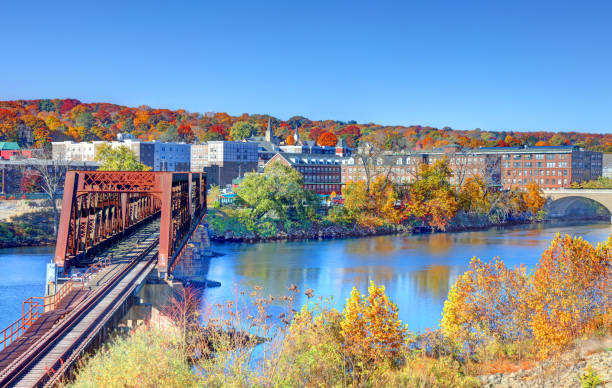 istock Autumn in Shelton, Connecticut 2181209889
