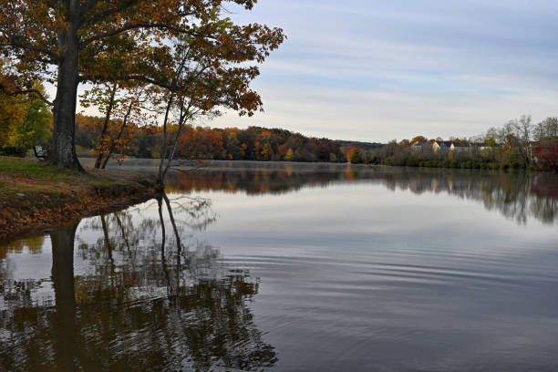 istock Autumn Morning at Sleeter Lake 2181392674