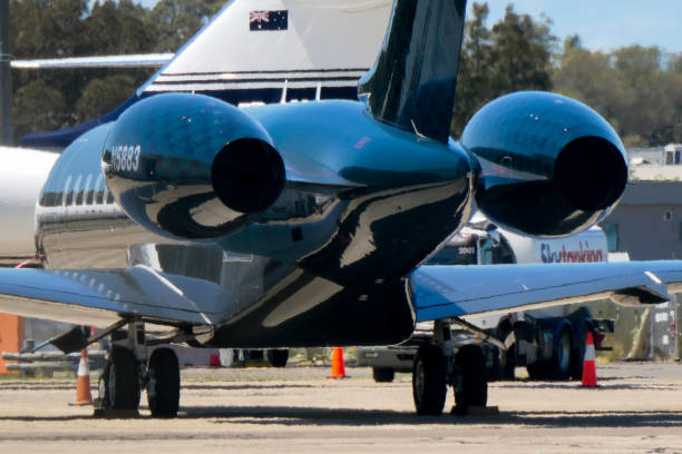 N5883 200+ Bombardier Global Express Fotos Fotografías de stock, fotos e ...