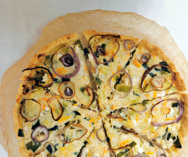 Delicious fresh vegetarian pizza made with lavash bread