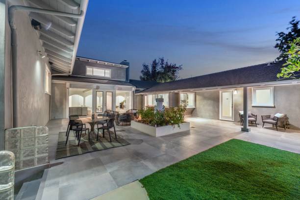 istock Encino Hills classic mid-century home 2181694273
