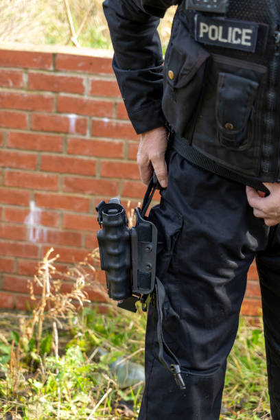 istock Armed UK police officer 2181763602