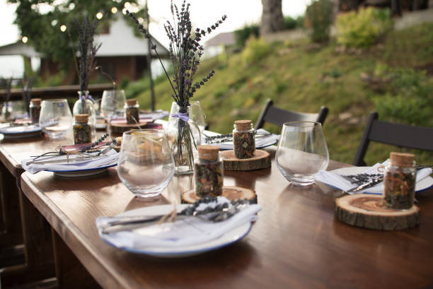 istock catering, services, food delivery, serving 2181796689
