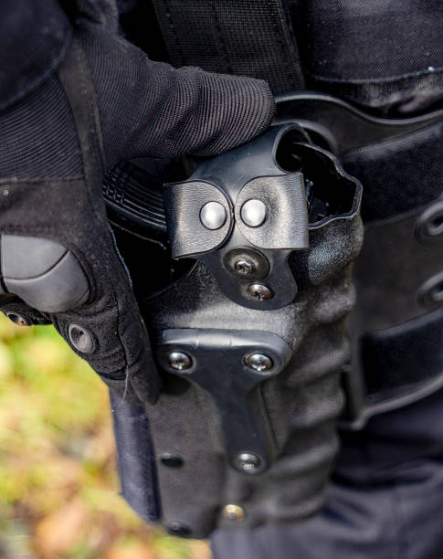 istock Armed UK police officer 2181877152