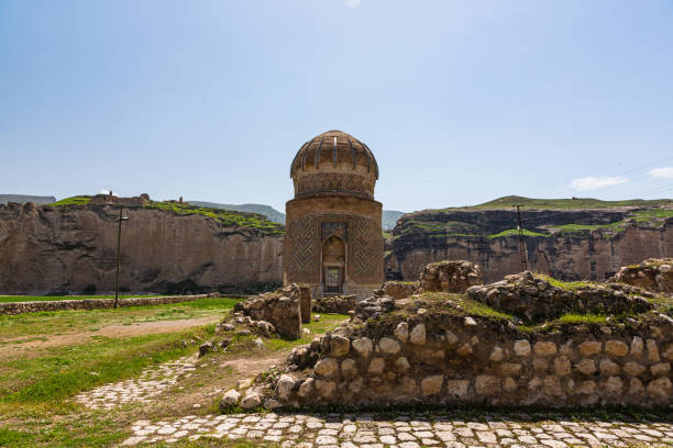 istock Zeynel Bey Mausoleum before moving, built in Hasankeyf before submerged, Turkey 2181877955