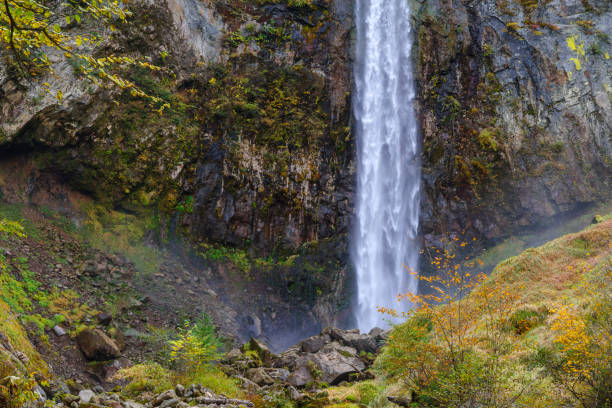 istock The Great Hirayu Waterfall in autumn (Okuhida Onsenkyo, Takayama City, Gifu Prefecture) 2181912278