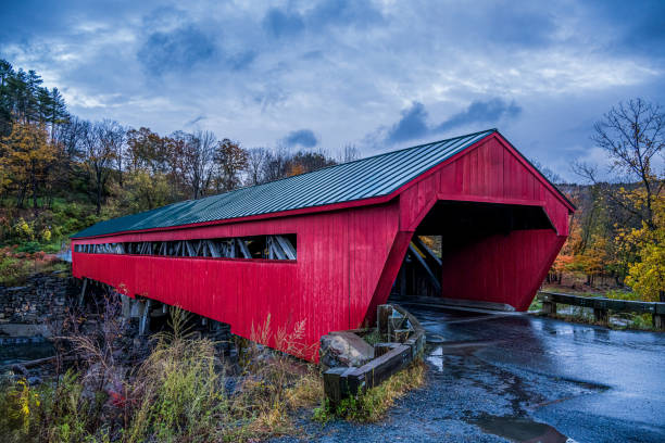 istock Covered Bridge in the Autumn 2181917818