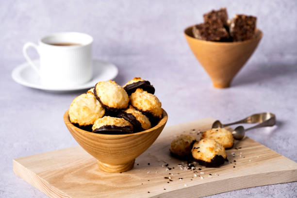 istock Coconut and dark chocolate Macaroons - Stock photo 2181991281
