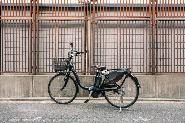 istock An electric black bicycle against a wall 2181997300