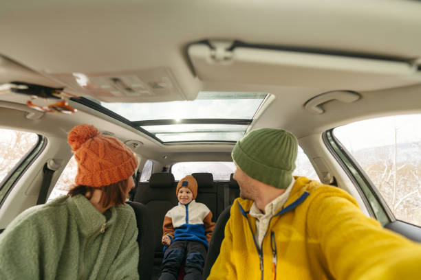istock Road trip with my parents 2182091478