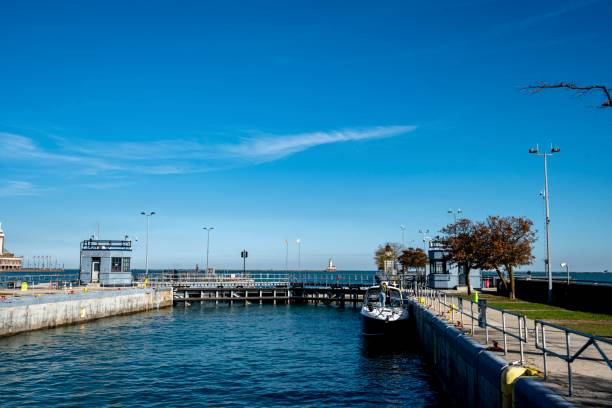 istock Downtown Chicago and Lake Michigan 2182100111