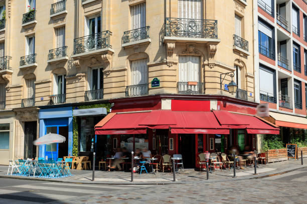 istock Sidewalk cafe in Paris, France 2182181651
