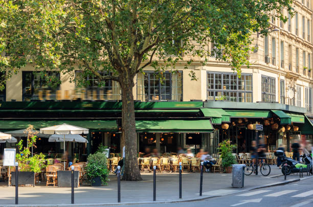 istock Sidewalk cafe in Paris, France 2182181662