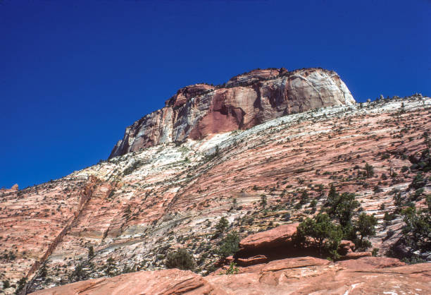 istock Zion NP - Layered Sandstone - 1978 2182369371
