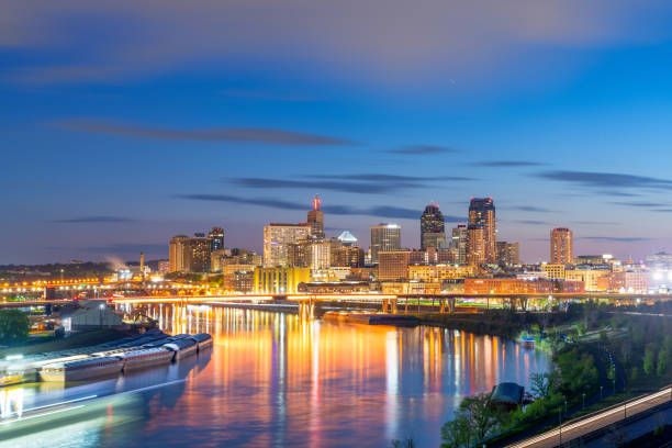 istock Saint Paul, Minnesota, USA Skyline on the River at Night 2182465104