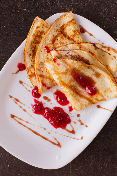 Crêpes Suzette: Receita Francesa Cítrica e Flamejante - receita deliciosa profissional - passo 2