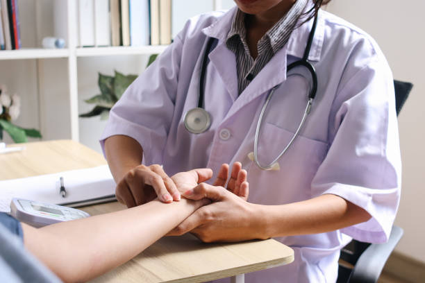 istock Healthcare Consultation 2182785472