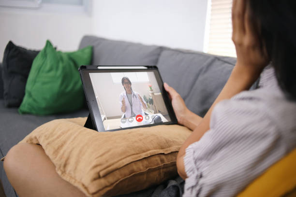 istock Online Healthcare Consultation 2182785952