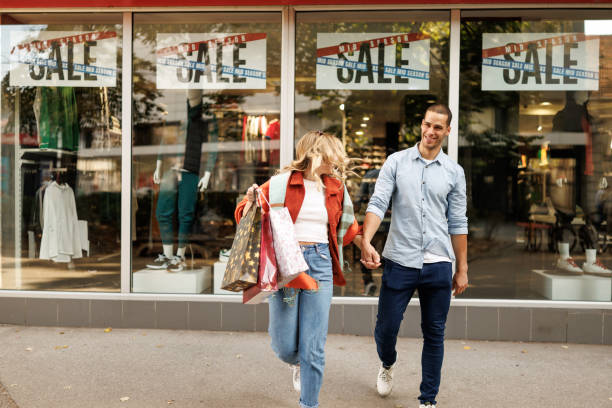 Make her happy with a good shopping
