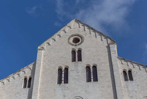 Basilica of San Nicola in Bari, statue, Apulia, Italy, Bari is the capital of the Puglia region in southern Italy and an important port city on the Adriatic Sea. With a population of about 315,000, it is the largest city in Puglia and an important economic and cultural center.