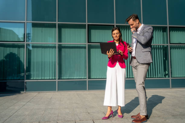 istock Business people discussing plans 2182893054