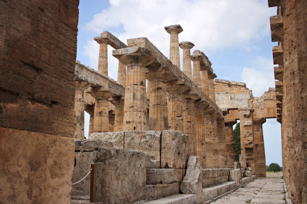 istock Paestum - Magna Graecia 2182915301