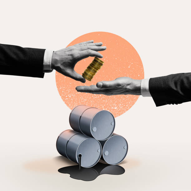 istock Oil purchase deal. 2183003747