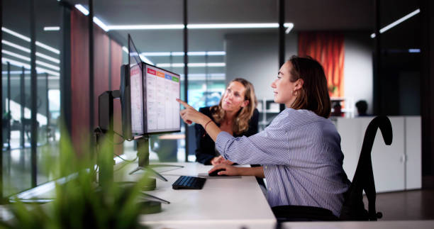 istock Business Schedule Calendar And Agenda 2183118580