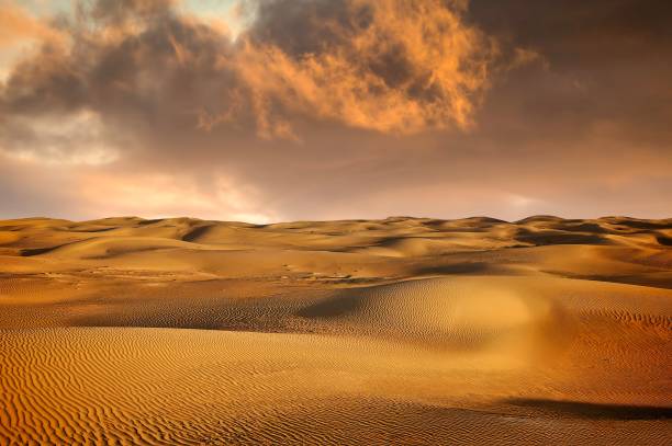 istock Beautiful sunset atmosphere in the desert 2183276567