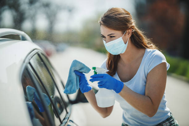 istock The Car Will Be Spotless When She's Done 2183325136