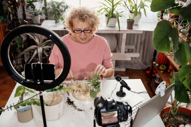 istock Mature florist influencer 2183472879