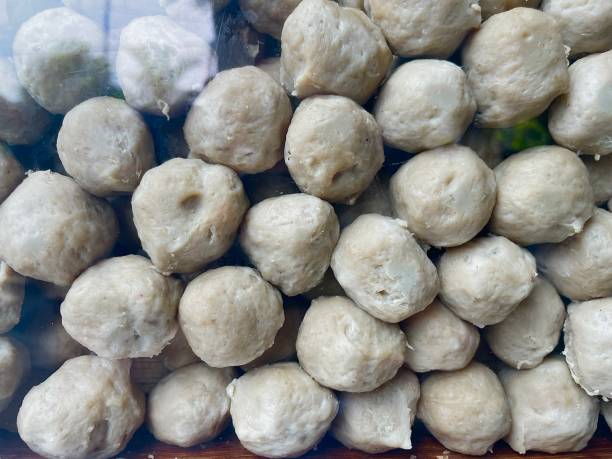istock a pile of meatballs 2183575510
