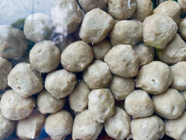 istock a pile of meatballs 2183575535