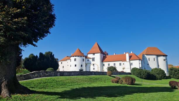 Old Town Varaždin or Varaždin's Feudal Fortress (Croatia) - Schloss-Burg Varazdin oder Feudalfestung Varazdin (Kroatien) - Stari grad Varaždin ili Varaždinska feudalna tvrđava (Hrvatska)