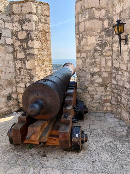 istock Ancient cannon at fortress in hvar Croatia 2183776196