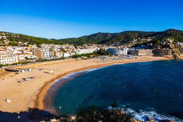 istock Platja Gran, the main beach of Tossa de Mar on the Costa Brava 2183854316