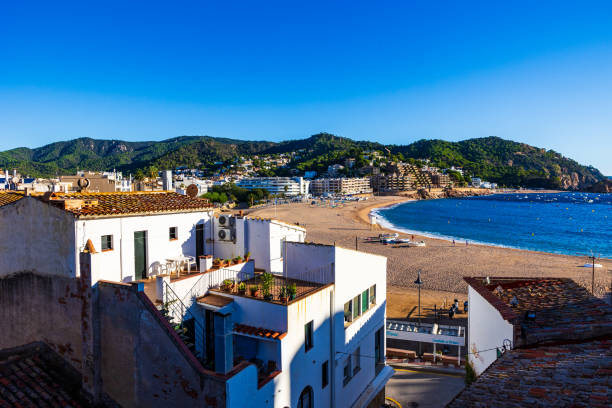 istock Platja Gran, the main beach of Tossa de Mar on the Costa Brava 2183854319