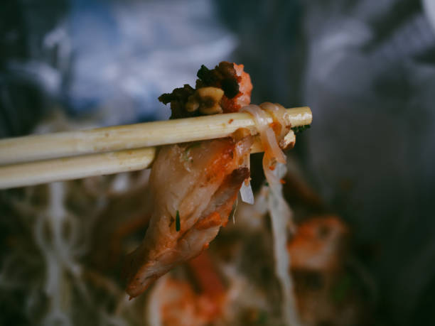 thai dry noodle
